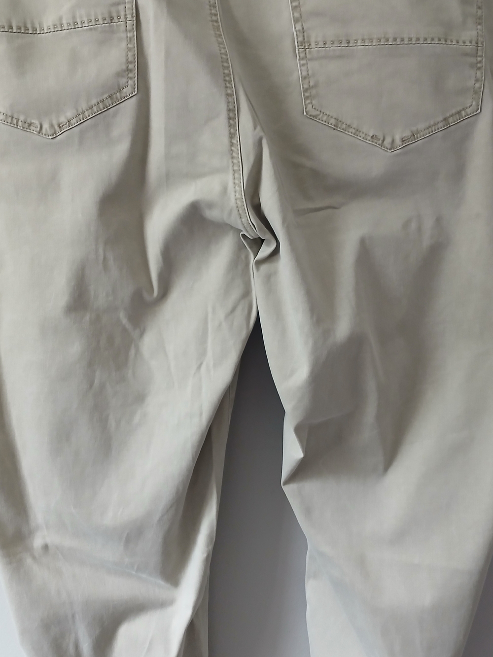 Tommy Bahama Men's Size 48 x 30 Boracay Chino 5 Pocket Flat Front Khaki Pants - Picture 11 of 15